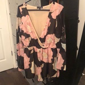 Floral romper brand new
